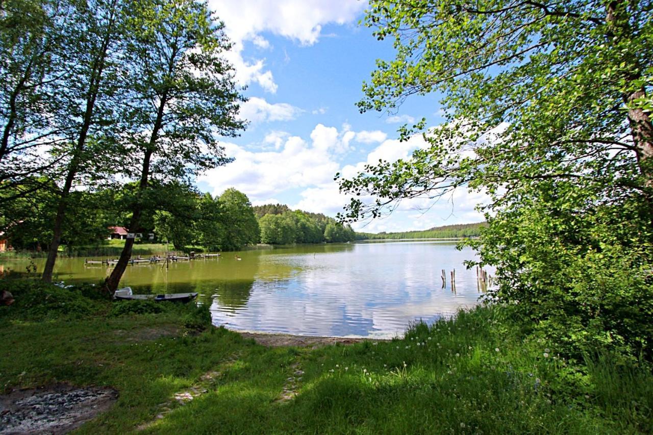 Domki Wczasowe Mazury - Ferienhaus Masuren - Do 12 Osob - Idealny Dla Grup Dluzek Exterior photo
